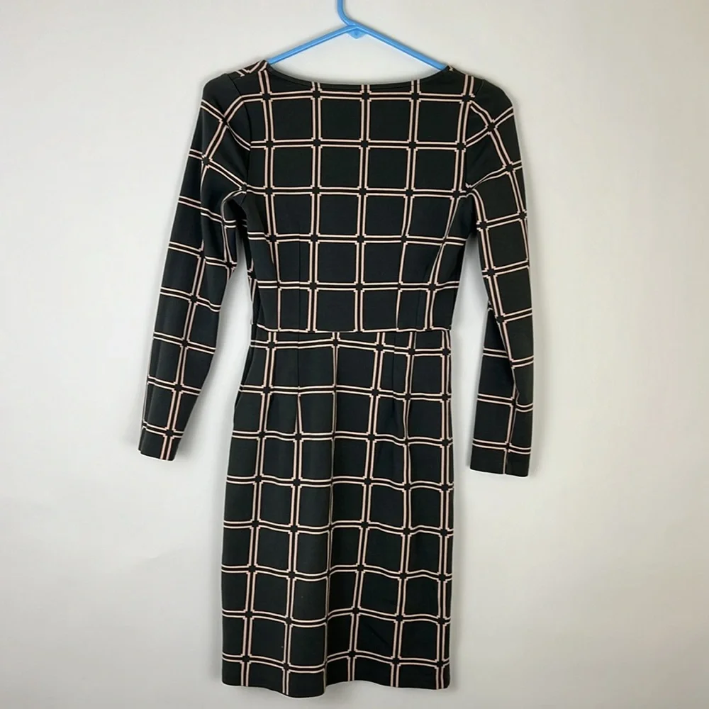 BODEN Eliza Ponte dress long sleeve in olive green and peach block desig… - Picture 2 of 11